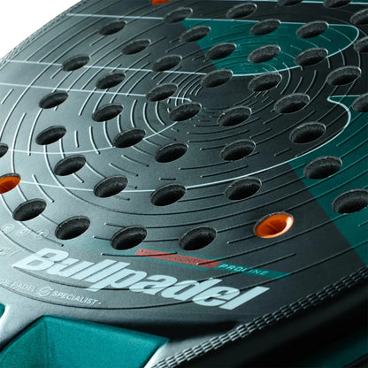 BULLPADEL HACK 04 HYBRID 2025